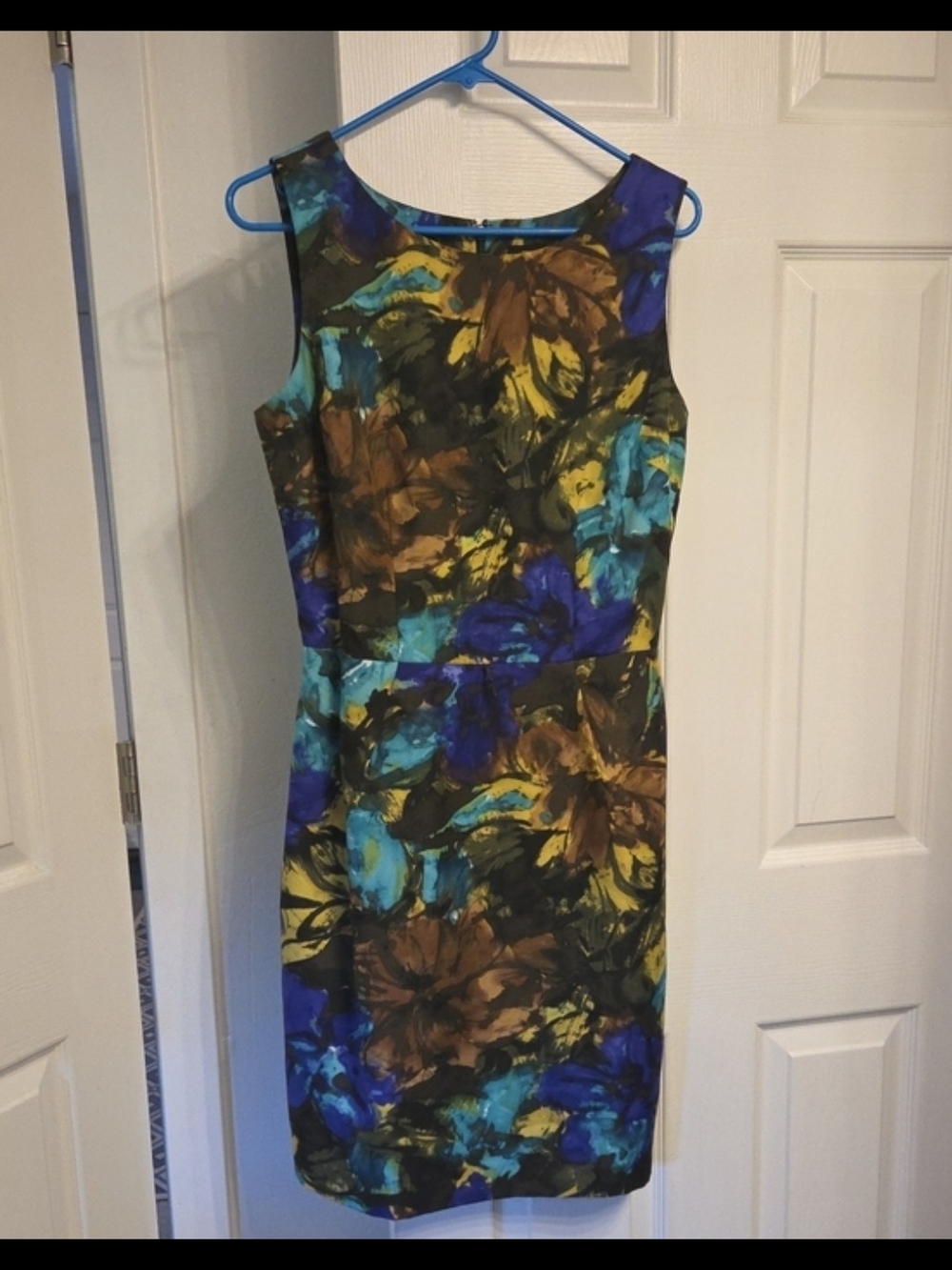 💚💙💛 Ellen Tracy Floral Sheath Dress in Blue, Green, Yellow 💙💚💛
